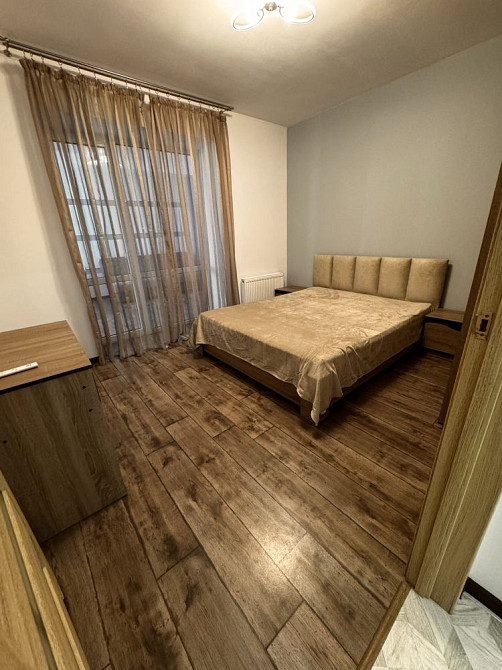 Здам 2-3 кімнатну квартиру у самому центрі Ивано-Франковск - изображение 2