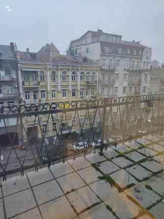 5-к Горького 14а 206м. центр міста Киев