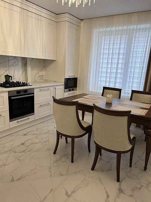 Оренда 1 кімнатної квартири ЖК Маєток Боздош Ужгород - изображение 1