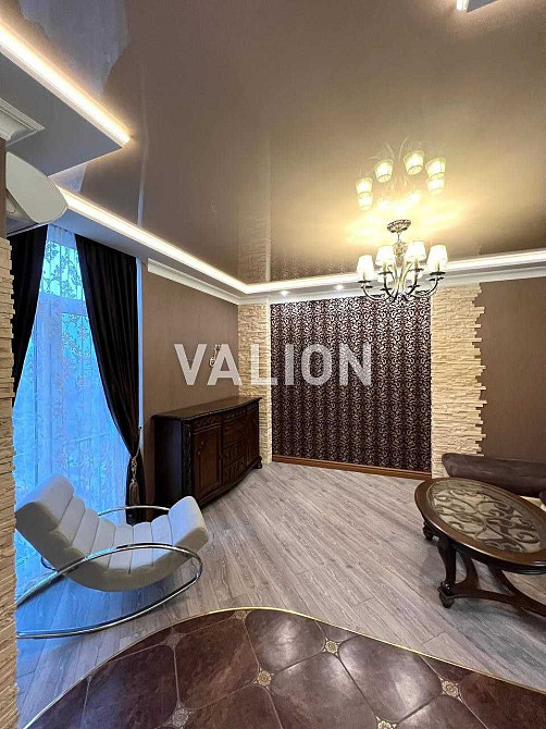 Продам 3-х кімнатну квартиру з євроремонтом по вулиці Регенераторна 4 Київ - зображення 5