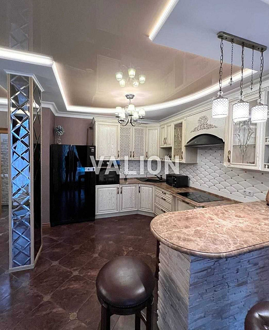 Продам 3-х кімнатну квартиру з євроремонтом по вулиці Регенераторна 4 Київ - зображення 2