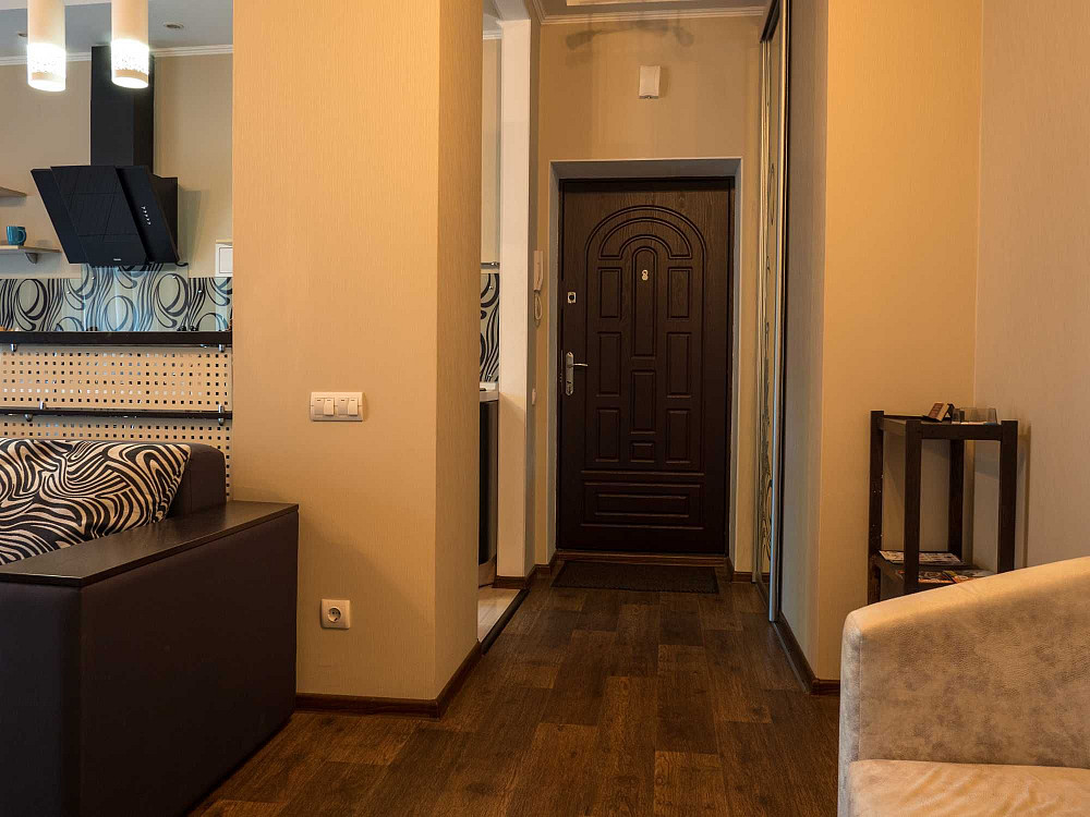 ЦЕНТР Сталінка 2-кімн квартира техніка меблі 2/4 Чернігів - зображення 6