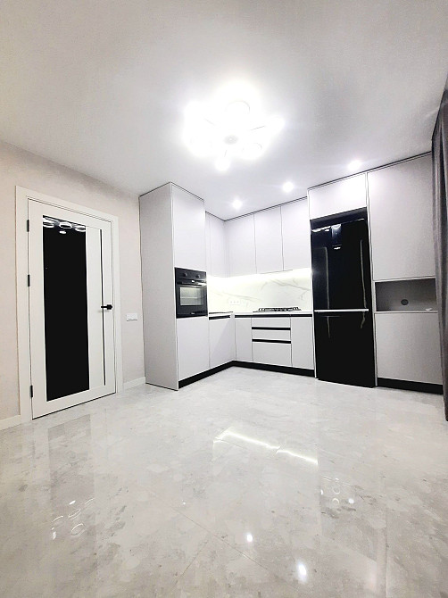 Продам 1 кім.квартиру з ремонтом та меблями Луцк - изображение 1