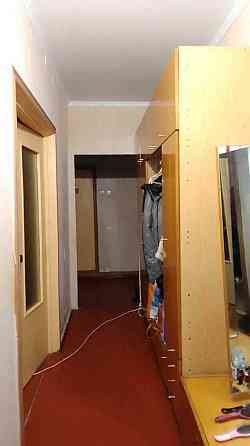 Виноградар. Продам без комісії трикімнатну квартиру на пр. Свободи, 2. Київ