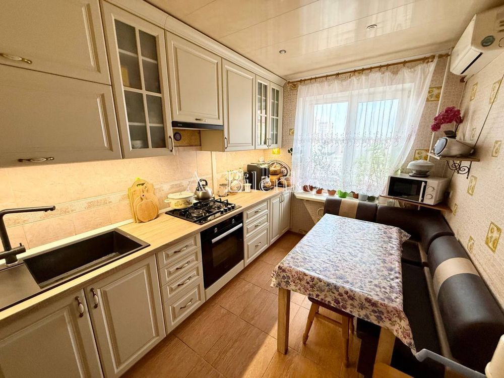 Продажа 3к с ремонтом жм Красный Камень (Комунар, Парус) Днепр - изображение 1