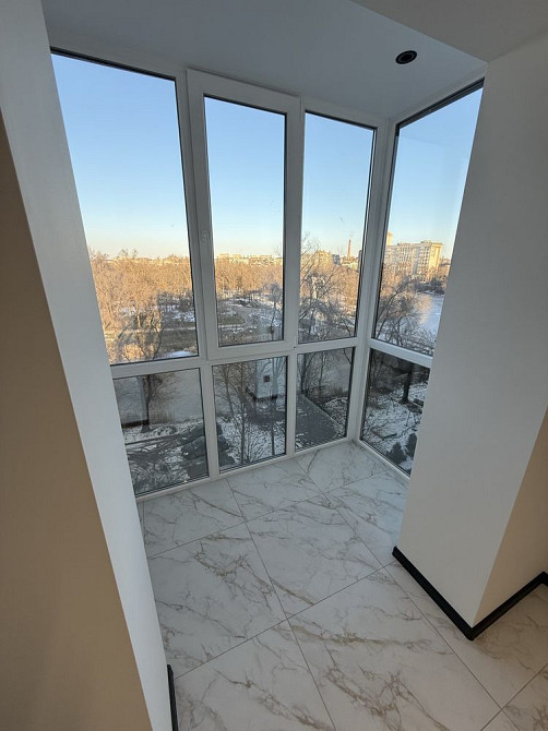 3-ка на Свято-Николаевской 19 Кривий Ріг - зображення 1