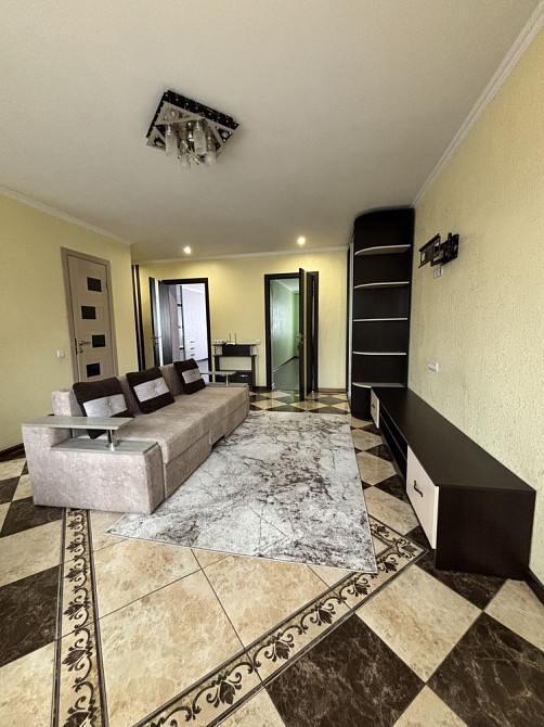 Продаж 3кім кв вул.Ст.Бандери Рівне - зображення 1