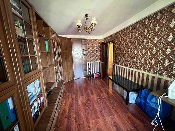 Продаж 3-х кімн. квартири на м. Печерська (вул.Коновальца 37) Київ