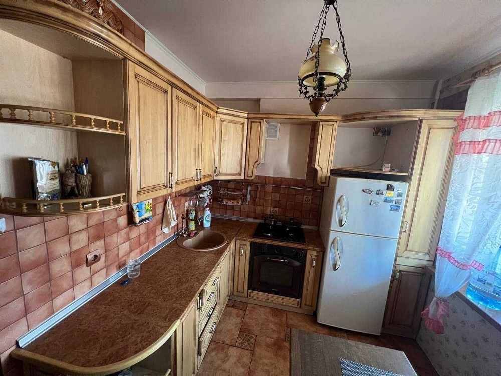 Продаж 3-х кімн. квартири на м. Печерська (вул.Коновальца 37) Киев - изображение 2