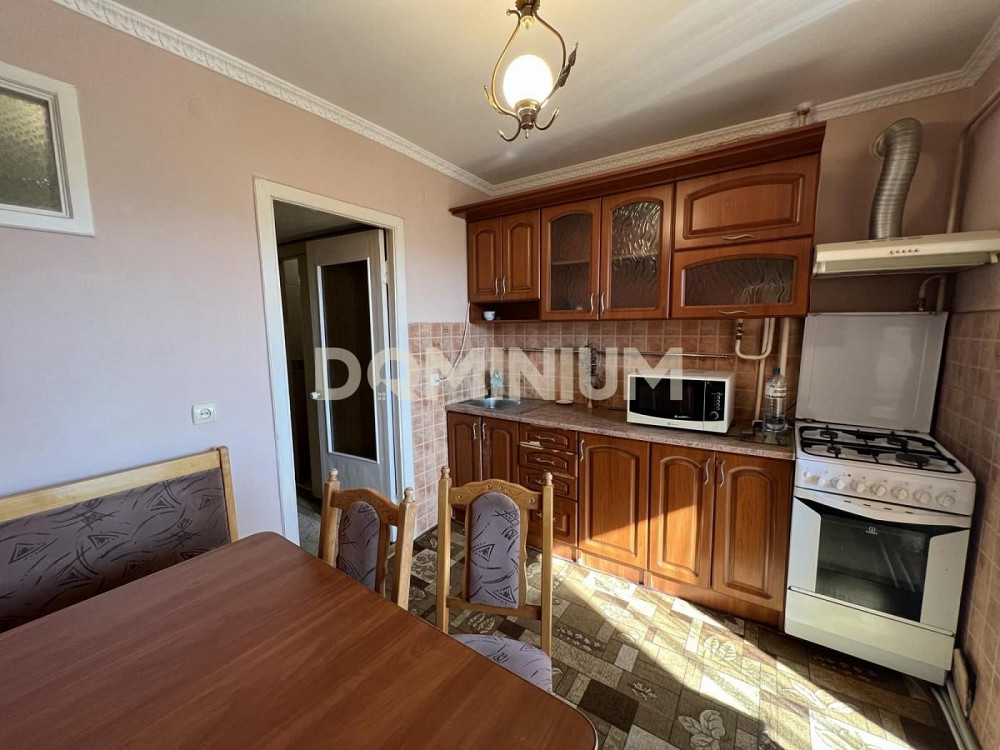 Продається 3-х кімнатна квартира в м. Хуст Хуст - зображення 1