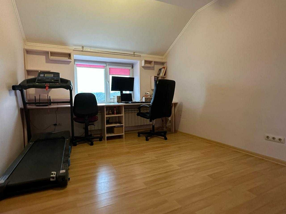 Простора 3-кімнатна квартира з ремонтом та меблями біля міського парку Івано-Франківськ - зображення 2