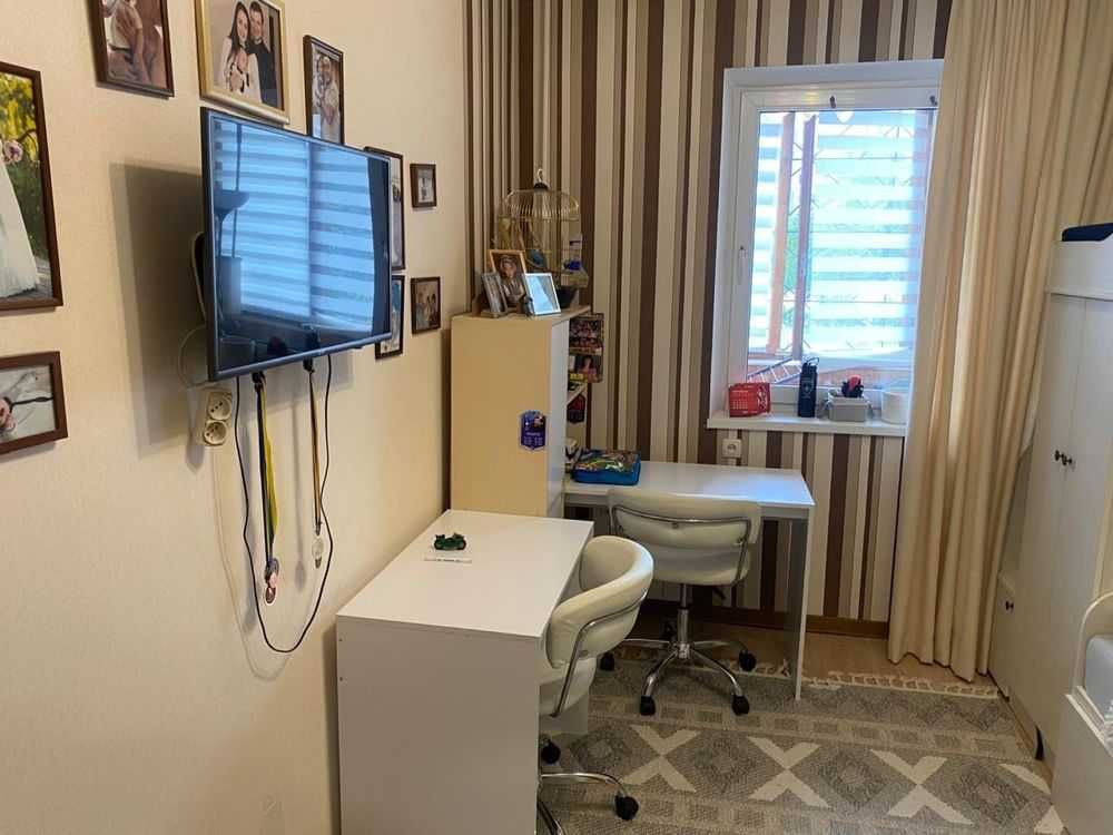 Продам 2к квартиру Троєщина Червоної Калини Маяковського Київ - зображення 1