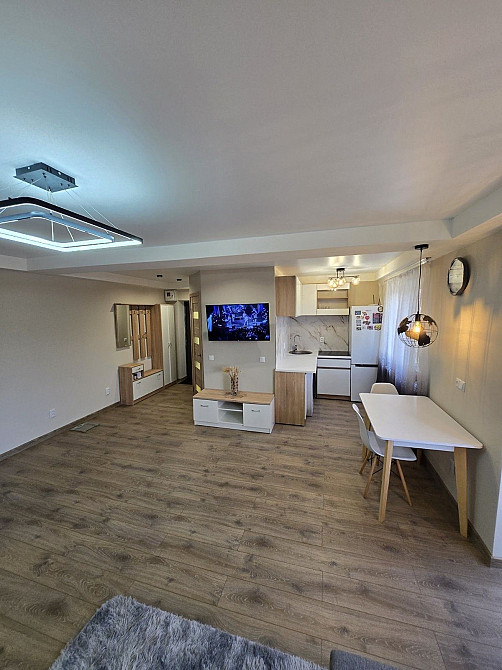 Продам 2-комнатную квартиру с Ремонтом р-н Черёмушки Каменское (Запорожская обл.) - изображение 3