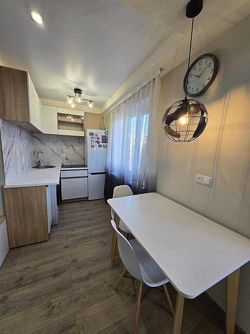 Продам 2-комнатную квартиру с Ремонтом р-н Черёмушки Каменское (Запорожская обл.) - изображение 1