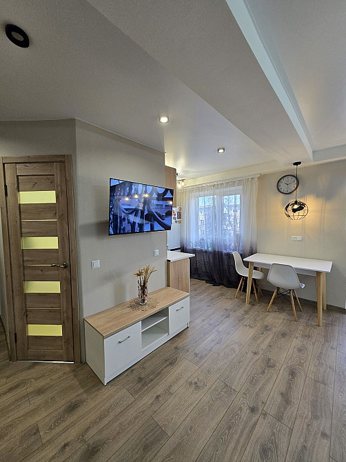 Продам 2-комнатную квартиру с Ремонтом р-н Черёмушки Каменское (Запорожская обл.) - изображение 4