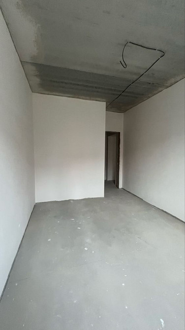 2к квартира з частковим ремонтом власним двором Гостомель - зображення 3