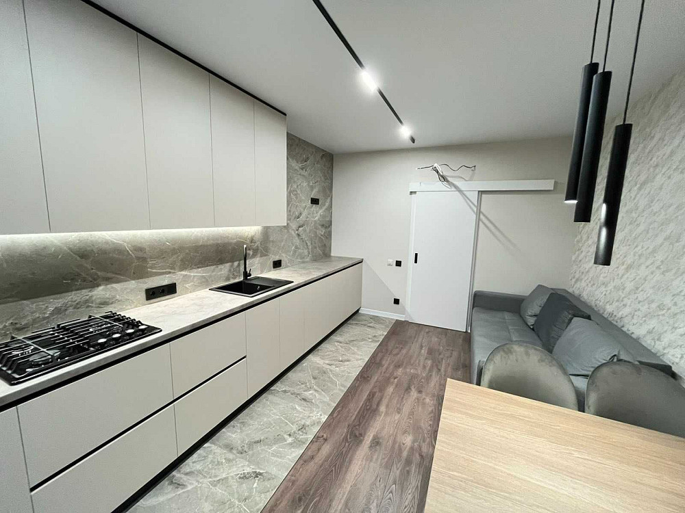 2к з дуже гарним ремонтом, всі меблі та техніка є, 5-й поверх ID36003 Хмельницький - зображення 1