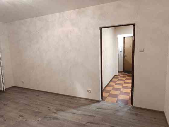 Продаж 3К 69:(18/12/11)/8м2 2/9 пов метро Мінська/Оболонський проспект Київ