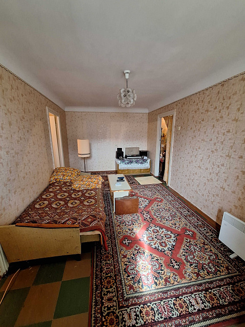 Квартира в центрі міста р-н ЦУМа Кам`янське (Нікопольський р-н) - зображення 2