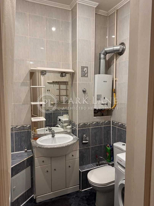 New Центр 2к Саксаганського Університет Льва Толстого Бот Сад Фоміна Київ - зображення 8