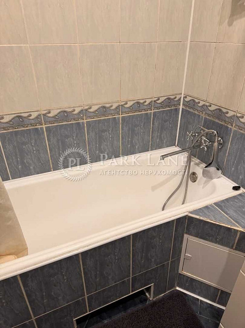 New Центр 2к Саксаганського Університет Льва Толстого Бот Сад Фоміна Київ - зображення 7