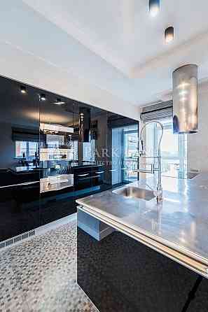 Центр Поділ Почайнинська Щекавицька Нижній Вал 4 кімнатна з ремонтом Київ