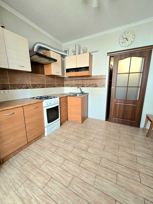 Продаж трикімнатної квартири з Автономним опаленням на Піщаному м-ві Біла Церква - зображення 1