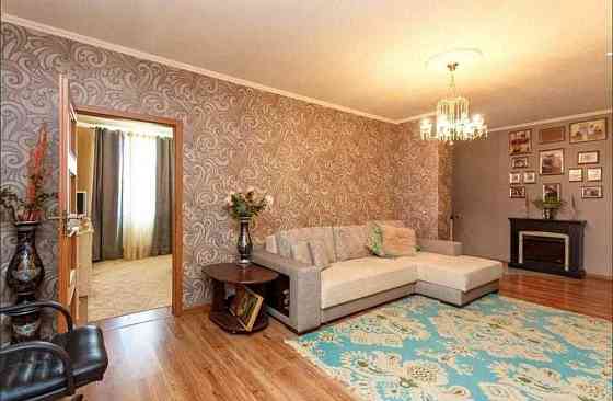 Саперно-слобідська 22 Велика 2К кв-ра казка , м. Деміівська, Голосіїво Київ