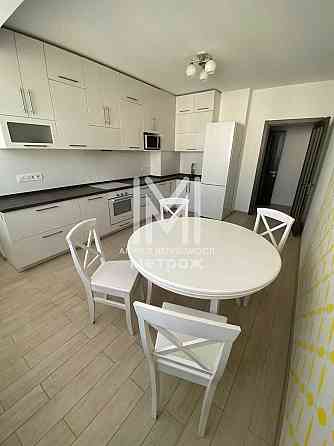 ВЕЛИКА ТА ПРОСТОРА! 2-к квартира в ЖК Академіка Глушкова, 92б! Київ