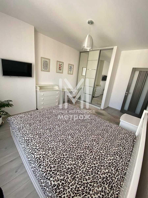 ВЕЛИКА ТА ПРОСТОРА! 2-к квартира в ЖК Академіка Глушкова, 92б! Київ - зображення 4