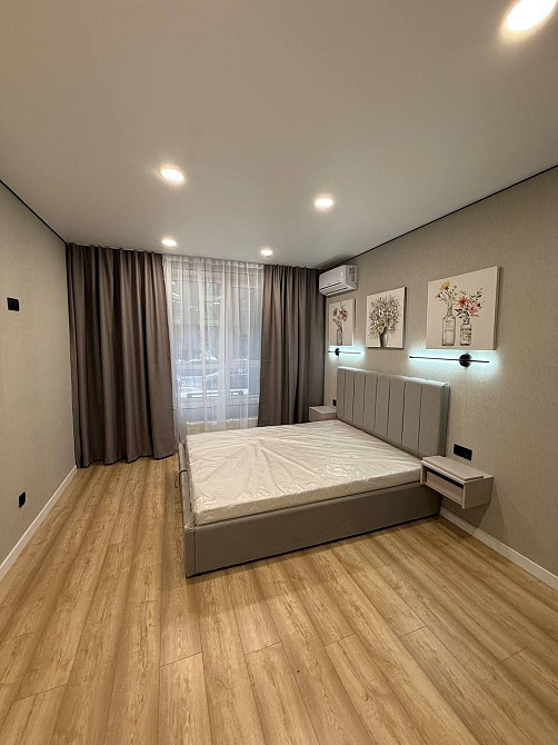 Власник У-квартал 39м² / однокімнатна з гардеробом / Уютний квартал Софиевская Борщаговка - изображение 1