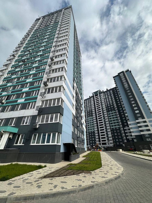 Продам 2 комнатную квартиру в Скай Сити ул Варненская Одеса - зображення 1