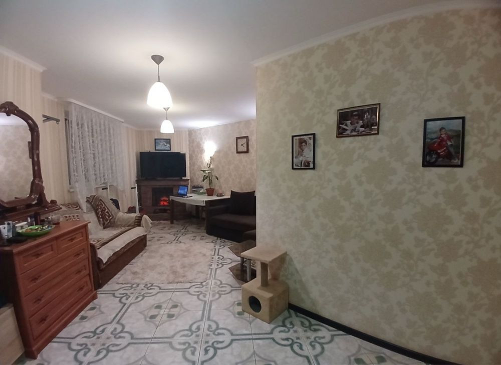 Продаж дворівневоі квартири 98м2 з двориком Святопетрівське (Києво-Свят.р-н) - зображення 3