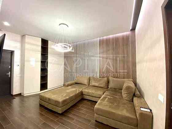 Продаж / Квартира / ЖК Аристократ / вул. Коновальця Євгена, 34 / 55 м2 Київ