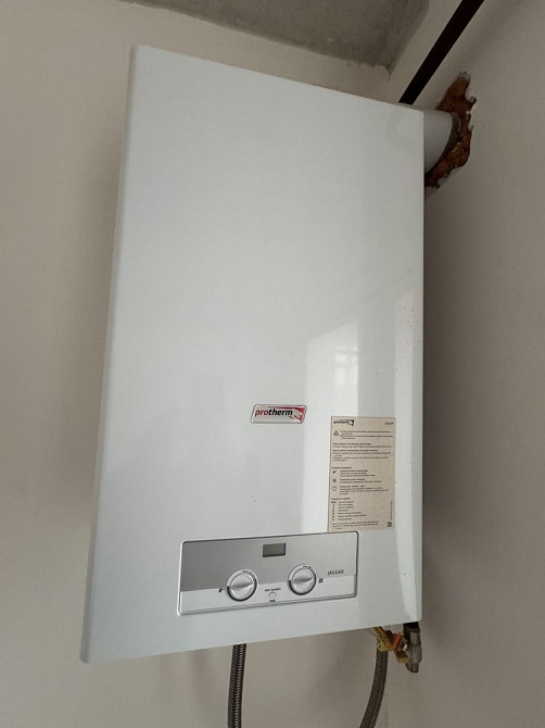 Чудова ціна! Двушка в ЦЕНТРІ з газом Гостомель - зображення 4