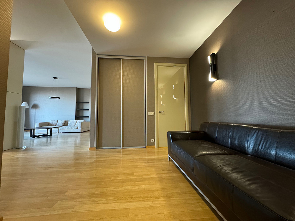 Продам 4к квартиру ул. Старокозацкая 54 (ЖК Парковый) Днепр - изображение 2