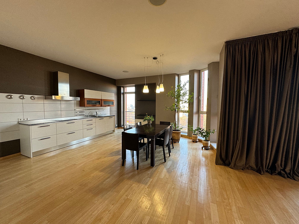 Продам 4к квартиру ул. Старокозацкая 54 (ЖК Парковый) Днепр - изображение 1