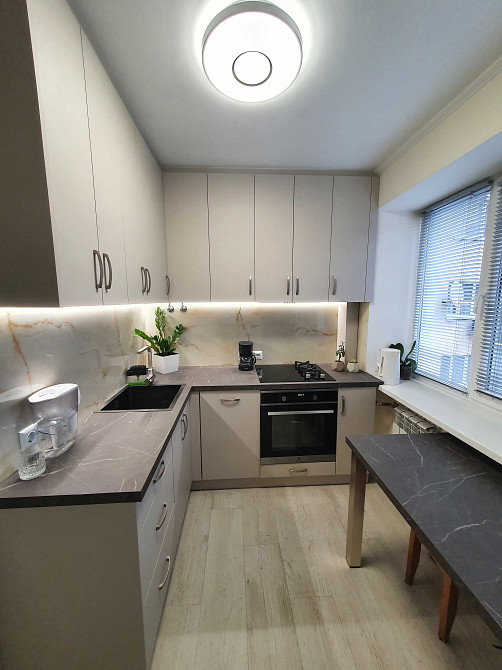 Продаж сучасної 2 кім квартири вул Паращука (Антоновича) елітний район Львов - изображение 1