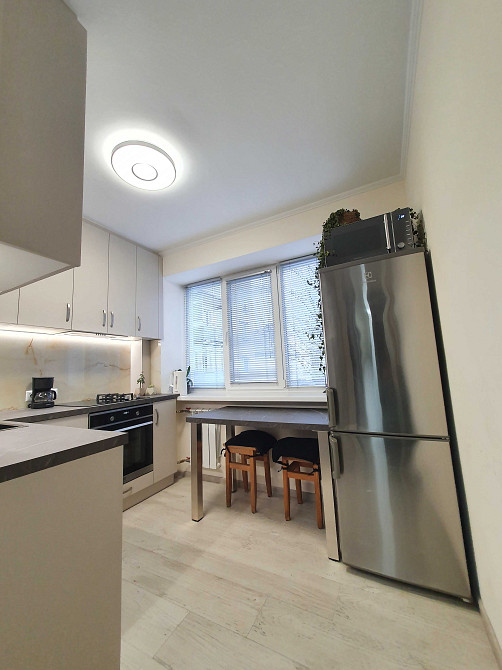 Продаж сучасної 2 кім квартири вул Паращука (Антоновича) елітний район Львов - изображение 2