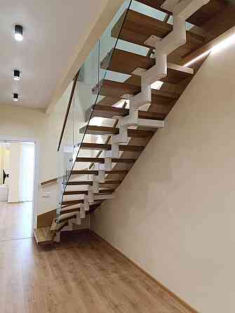 Продаж  квартири з терасою  в елітному будинку  в. Пасічна (Китайська) Львів