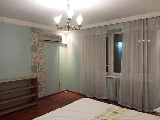 2-х кiм. вул.Йови 3, будинок 2008р з меблями та технiкой. Хозяйка Борисполь