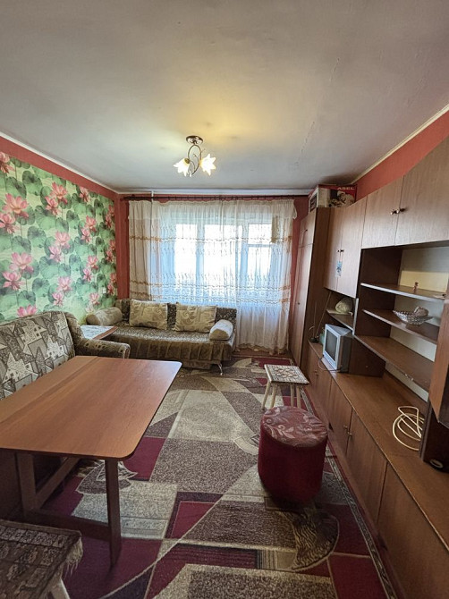 Сдаю 1кв.-гостинка по Победе/5гор/Мебель,хол-к.Длит-о. Запоріжжя - зображення 1