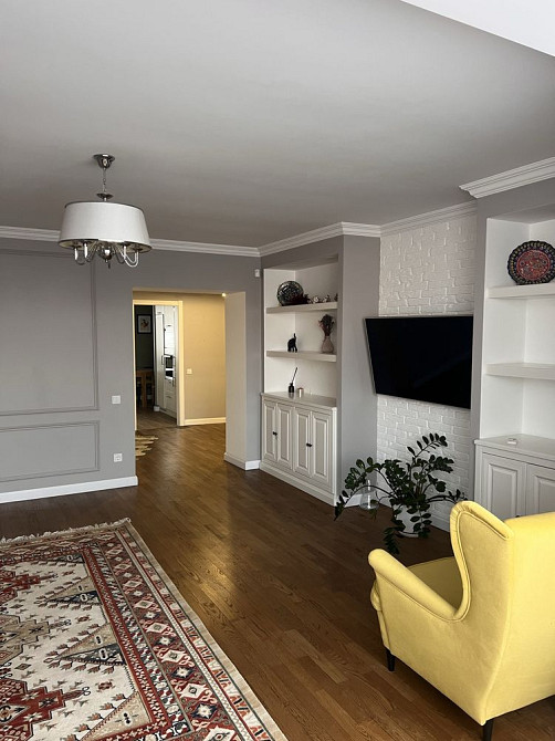 3х кімнатна.Центр.110м2 Ивано-Франковск - изображение 1