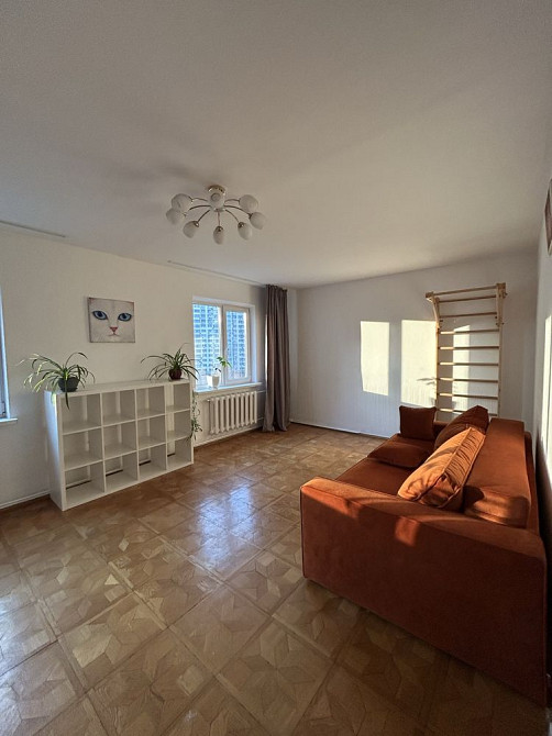 Оренда великої двокімнатної квартири. Позняки. Гмирі. Без комісії Киев - изображение 1