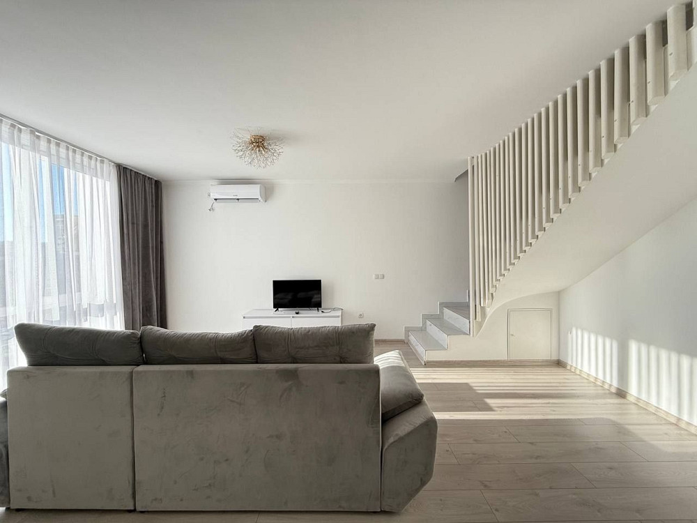 Здам 3-кімн. Пентхаус вул. Проспект Незалежності Чернівці - зображення 3