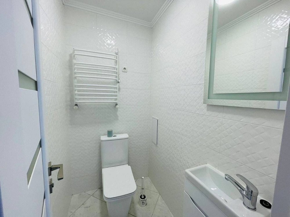 Здам 3-кімн. Пентхаус вул. Проспект Незалежності Чернівці - зображення 8