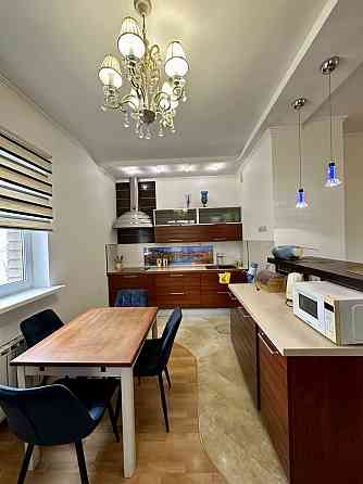 Оренда 2 кімн.100м2 на Оболонській набережній Київ