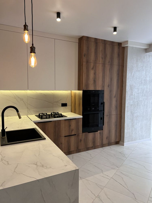 Продаж 1-но кімнатної квартири Львів , вул. Медової Печери Львів - зображення 1