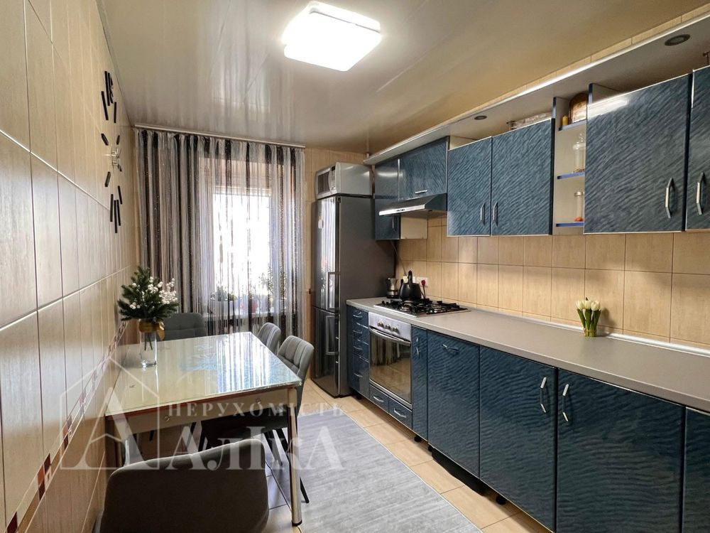 Чудова простора 3-кімнатна квартира з ремонтом Кам`янець-Подільський - зображення 4