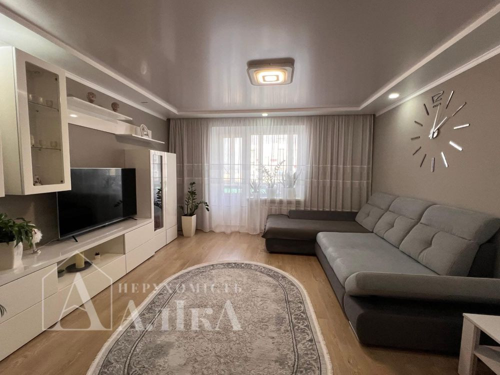 Чудова простора 3-кімнатна квартира з ремонтом Кам`янець-Подільський - зображення 2